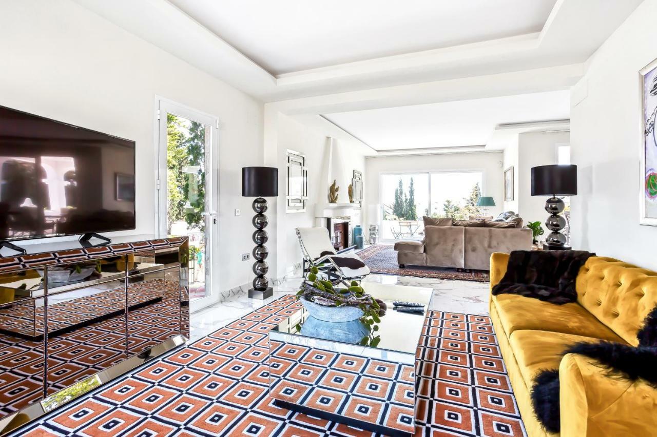 Luxury With Garden, Pool And Jacuzzi By Varenso Holidays Marbella