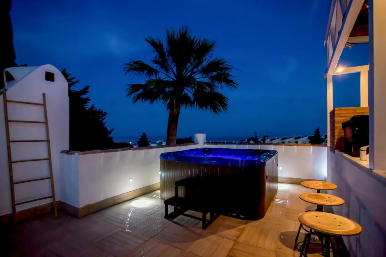 Villa Luxury With Garden, Pool And Jacuzzi By Varenso Holidays Marbella