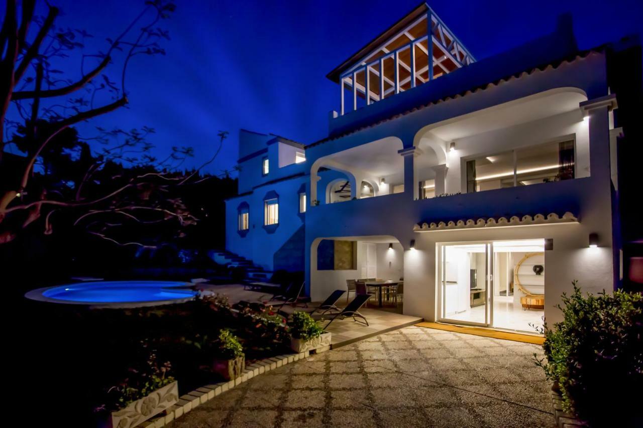 Luxury With Garden, Pool And Jacuzzi By Varenso Holidays Villa Marbella